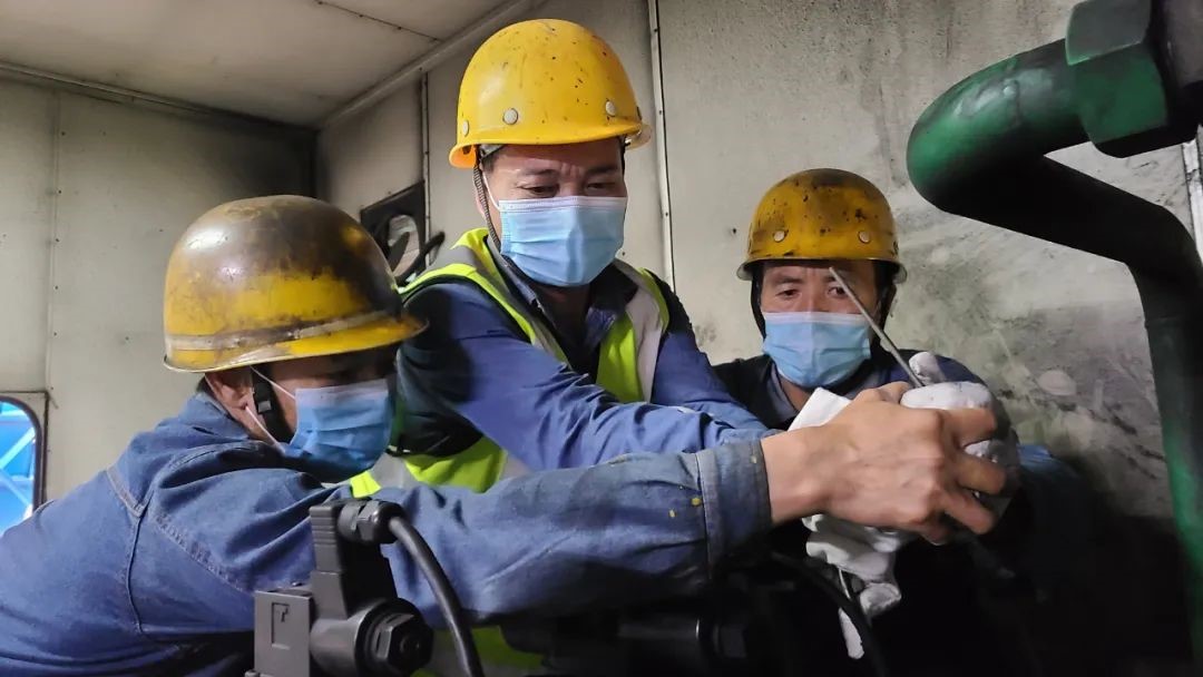 太阳成集团tyc举办推焦车司机技术比武