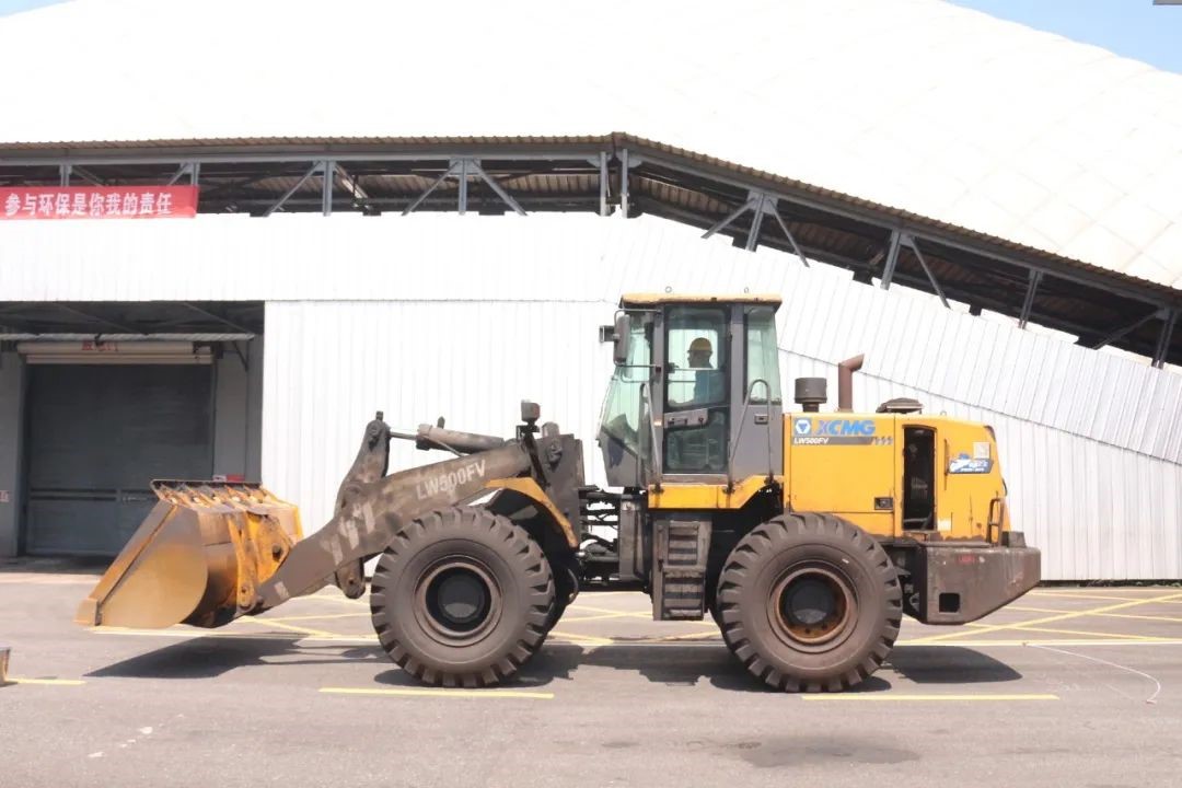 以赛促学练“精兵” ——太阳成集团tyc举办装载车司机技术比武大赛